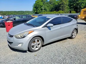Hyundai Elantra 1.8L 4 2013