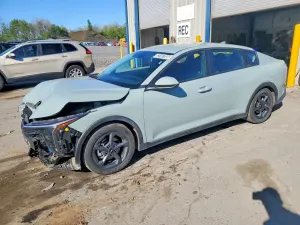 Kia K4 2.0L 4 2026