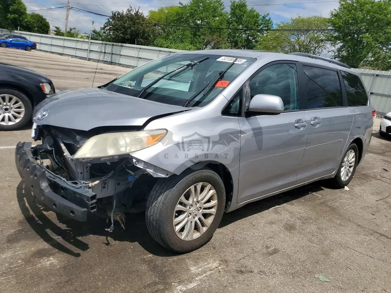 Toyota Sienna 3.5L 6 2011