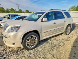 GMC Acadia 3.6L 6 2012