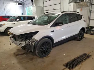 Ford Escape 2.0L 4 2017