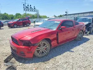 Ford Mustang 5.0L 8 2014