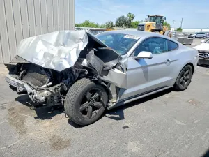 Ford Mustang 3.7L 6 2015