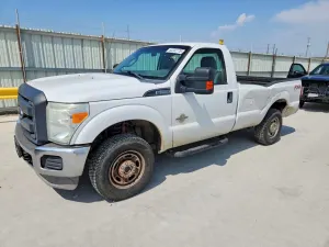 Ford F-250 6.7L 8 2013