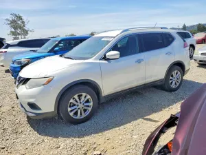 Nissan Rogue 2.5L 4 2015