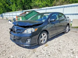Toyota Corolla 1.8L 4 2012