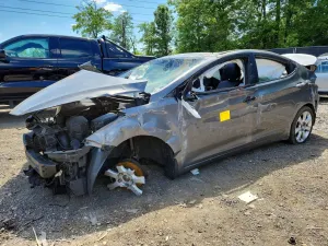 Hyundai Elantra 1.8L 4 2013