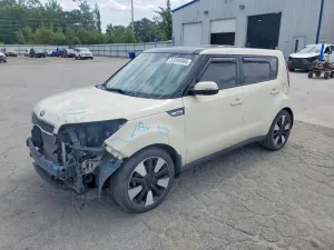 Kia Soul 2.0L 4 2015
