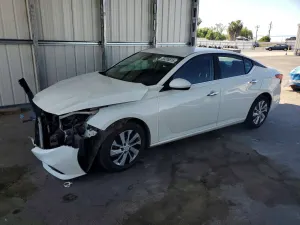 Nissan Altima 2.5L 4 2021