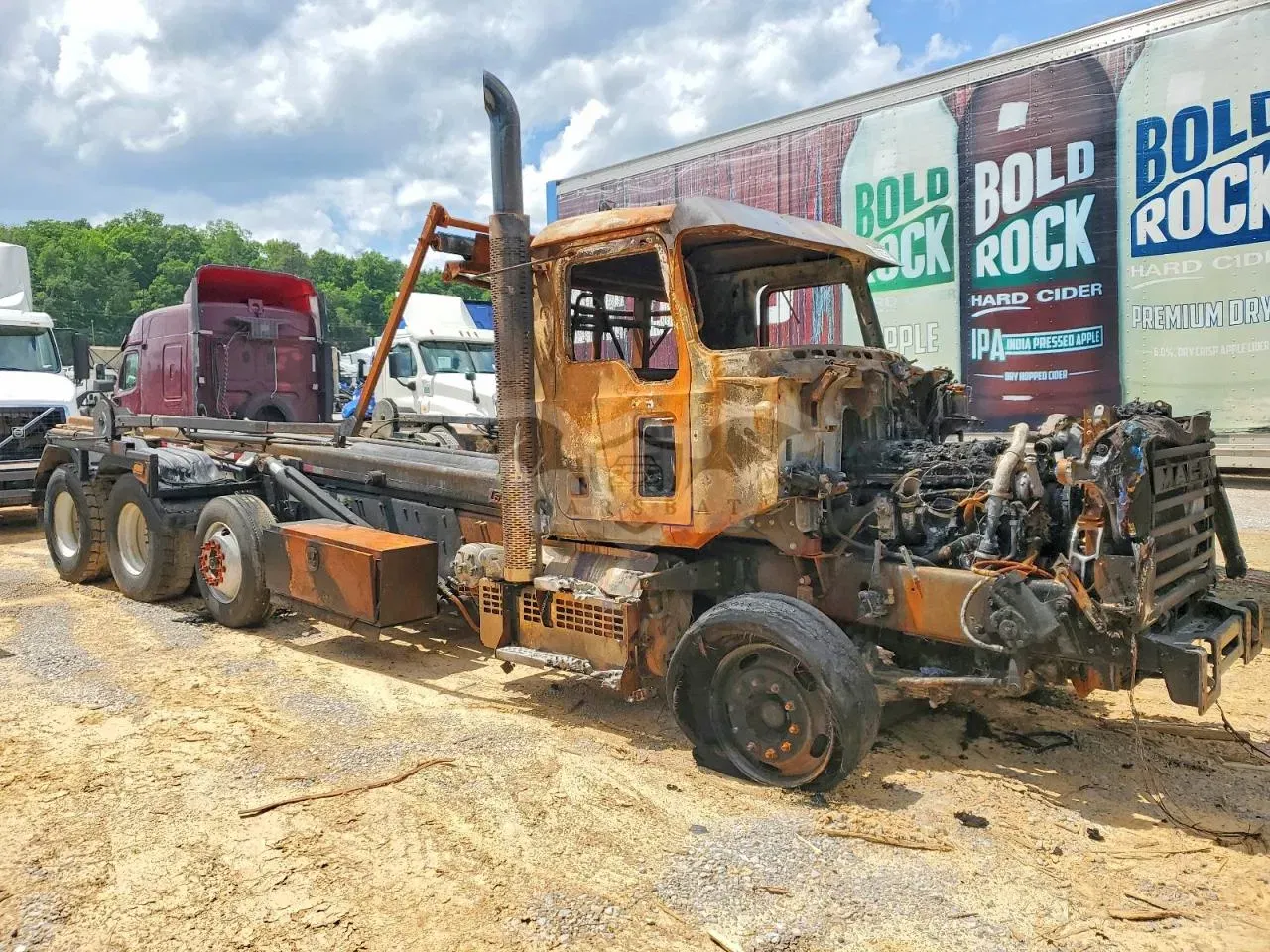 Mack Granite 12.7L 6 2019