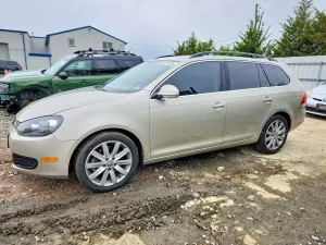 Volkswagen Jetta 2.0L 4 2013