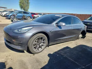 Tesla Model 3 2018