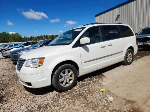 Chrysler Town & Country 4.0L 6 2010
