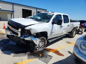 Chevrolet Silverado 1500 6.6L 8 2012