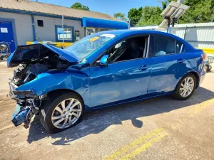 Mazda 3 2.0L 4 2012