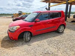 Kia Soul 2.0L 4 2012