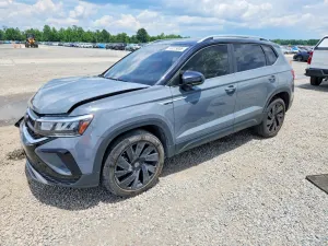 Volkswagen Taos 1.5L 4 2024