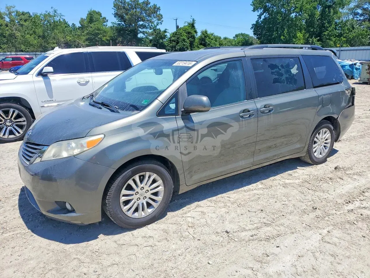 Toyota Sienna 3.5L 6 2011