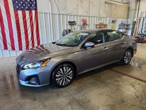 Nissan Altima 2.5L 4 2025