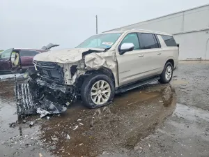 Chevrolet Suburban 5.3L 8 2021