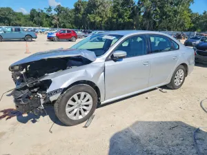 Volkswagen Passat 2.5L 5 2013