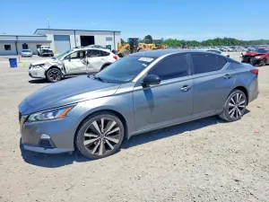 Nissan Altima 2.5L 4 2020