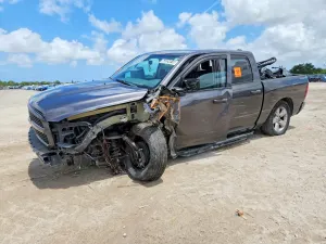 RAM 1500 5.7L 8 2015