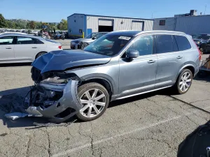 Volvo XC90 2.0L 4 2019