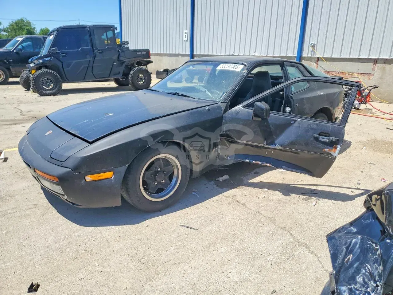 Porsche 944 2.5L 4 1984