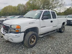 GMC Sierra 6.0L 8 2003