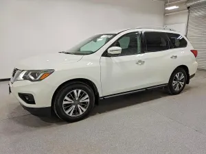 Nissan Pathfinder 3.5L 6 2017