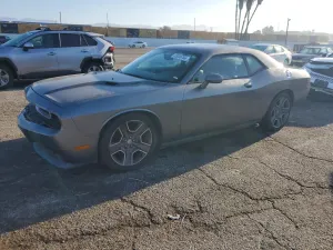 Dodge Challenger 5.7L 8 2012