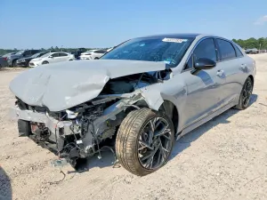 Kia K5 2.5L 4 2025