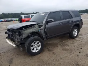 Toyota 4Runner 4.0L 6 2015
