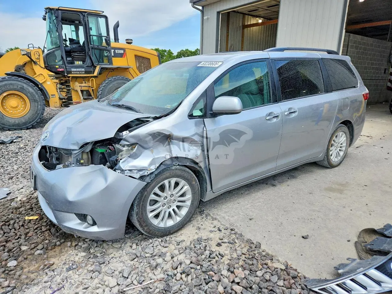 Toyota Sienna 3.5L 6 2015