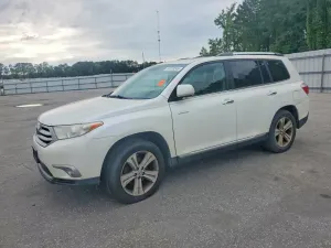 Toyota Highlander 3.5L 6 2012