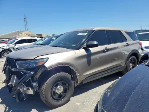 Ford Explorer 3.3L 6 2023