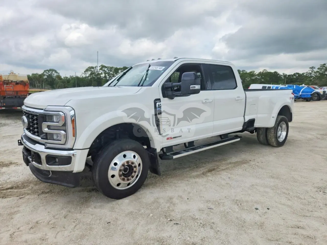 Ford F-450 6.7L 8 2024