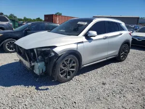 Infiniti QX50 2.0L 4 2020
