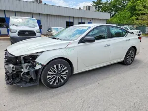 Nissan Altima 2.5L 4 2025