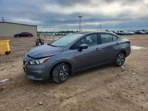 Nissan Versa 1.6L 4 2021