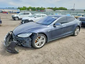 Tesla Model S 2016
