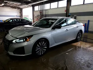 Nissan Altima 2.5L 4 2025