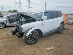 Ford Bronco 2.3L 4 2024