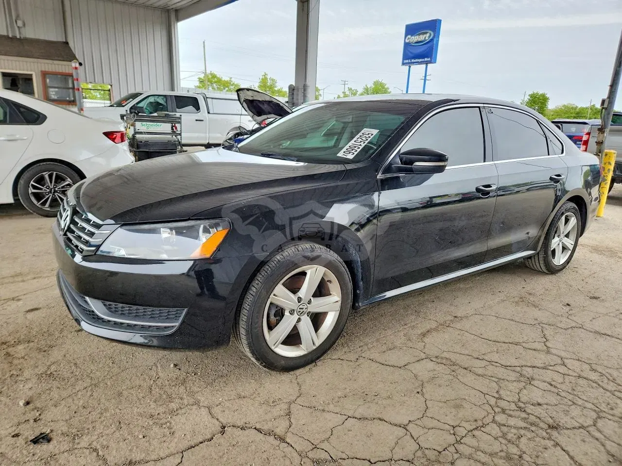 Volkswagen Passat 2.0L 4 2013
