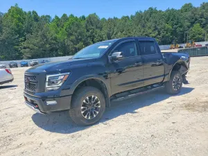 Nissan Titan 5.6L 8 2024