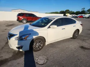 Nissan Altima 2.5L 4 2015