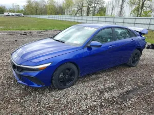 Hyundai Elantra 2.0L 4 2024