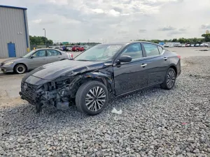 Nissan Altima 2.5L 4 2025