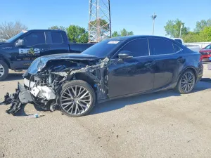 Lexus IS 2.5L 6 2015